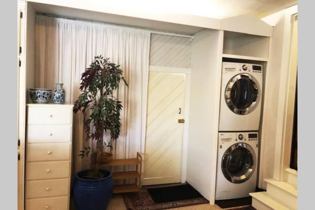 Elegant Spacious Private Studio ~ Upscale 버클리 외부 사진