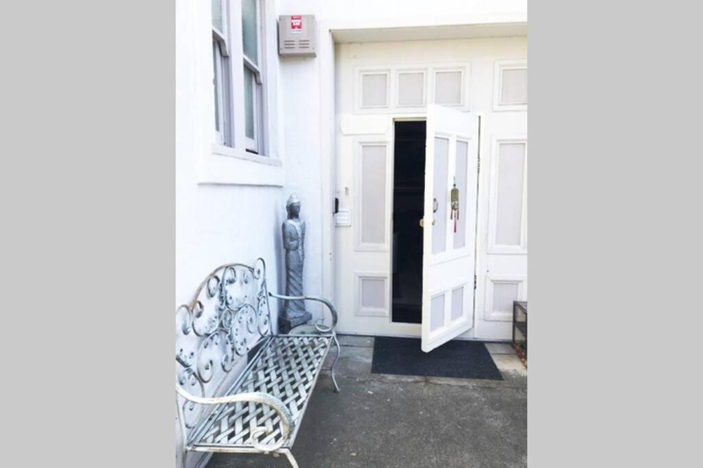 Elegant Spacious Private Studio ~ Upscale 버클리 외부 사진